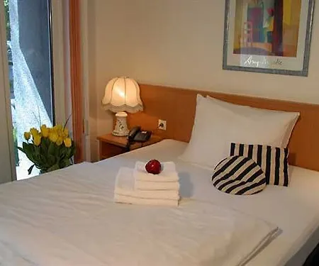 Hotel Am Schlosspark ,